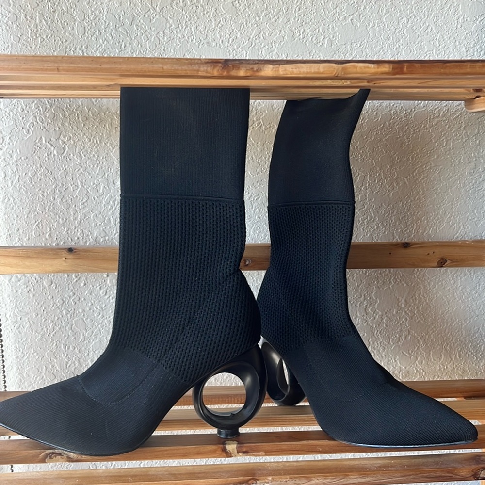 Black, pointed toe, circle heeled boots, size 38 (7.5 US)